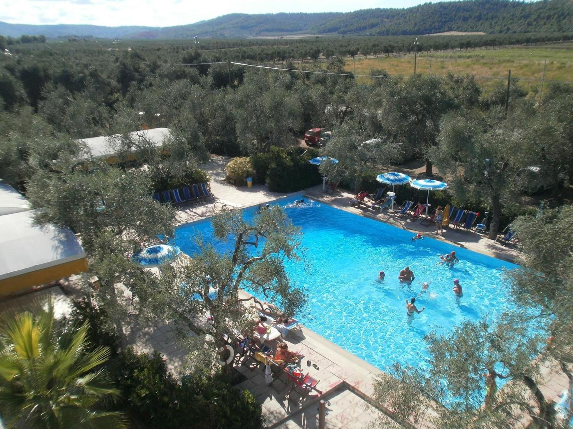 Appartamenti Gallo Club В'єсте Екстер'єр фото